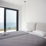 Sea Whisper With Private Pool & Panoramic Sea View