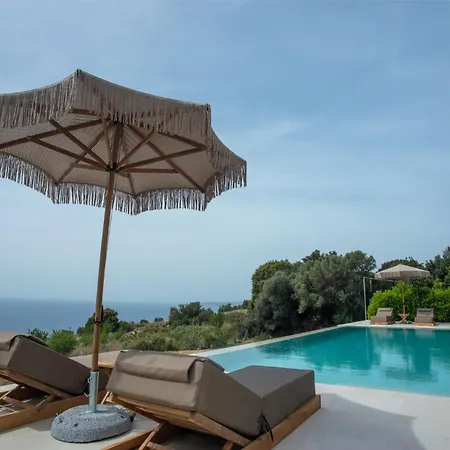 Villa Sea Whisper With Private Pool & Panoramic Sea View