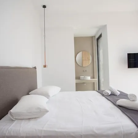 Sea Whisper With Private Pool & Panoramic Sea View ヴィラ Plateies