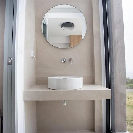 Sea Whisper With Private Pool & Panoramic Sea View ヴィラ Plateies